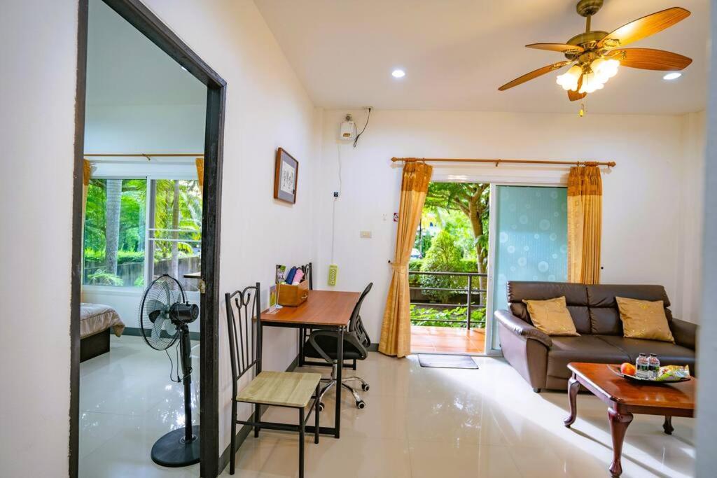 Little Yellow House- Aonang Ao Nang Eksteriør billede