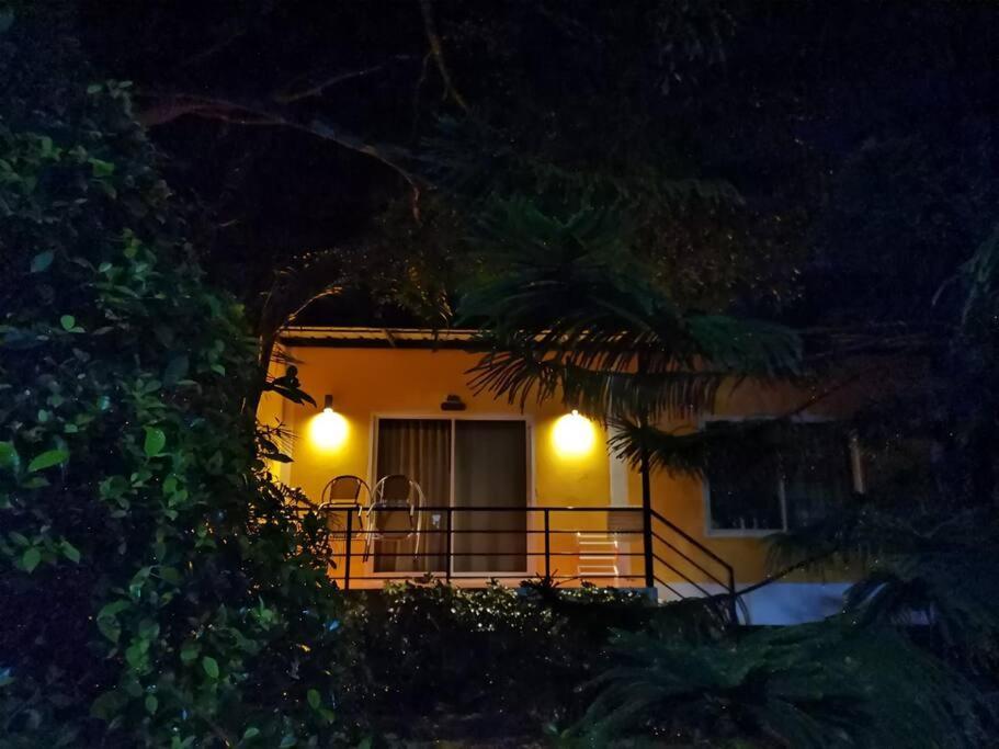 Little Yellow House- Aonang Ao Nang Eksteriør billede