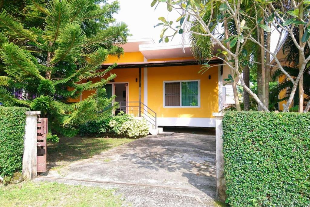 Little Yellow House- Aonang Ao Nang Eksteriør billede